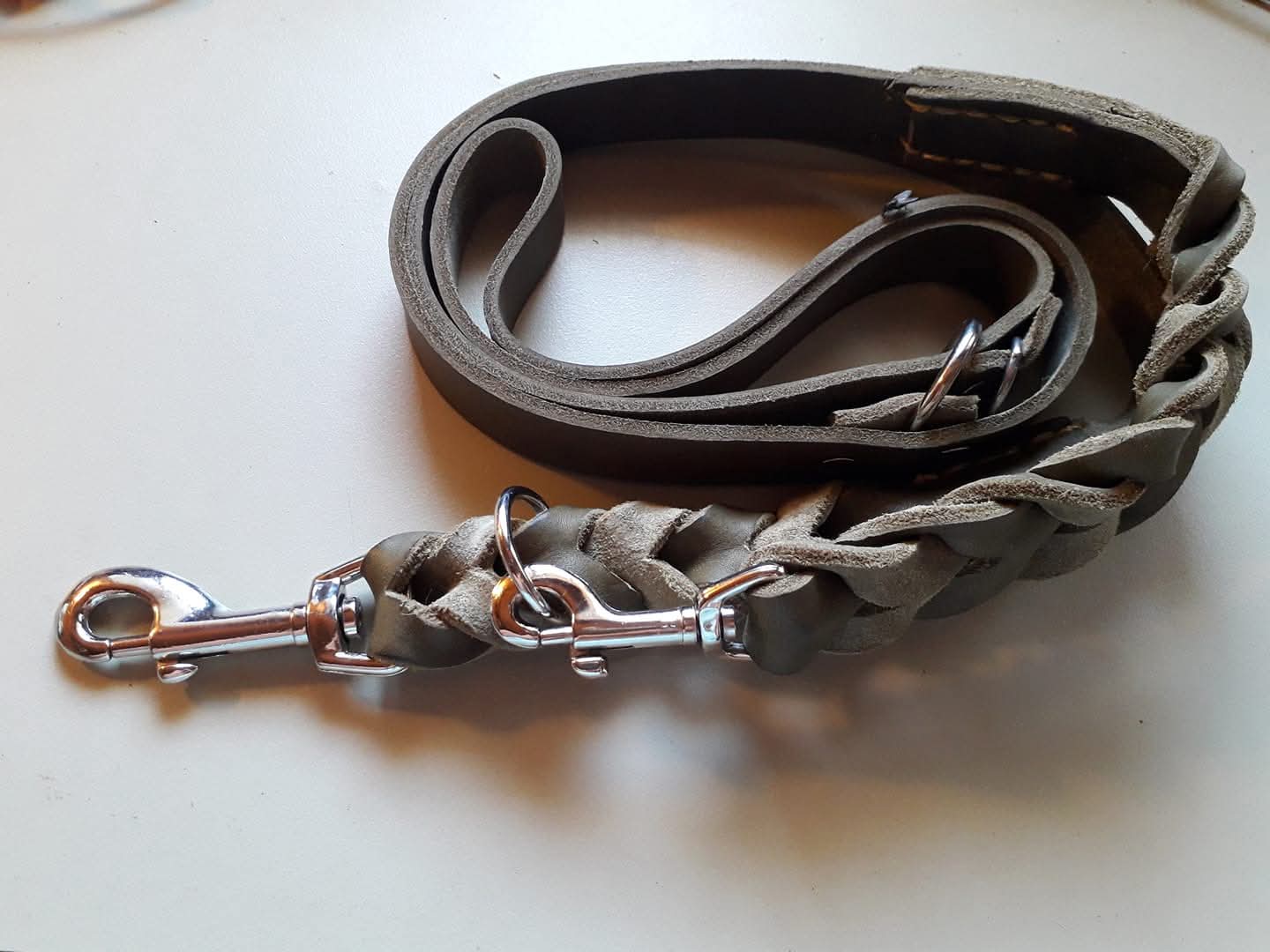 LEDERLEINE und Halsband